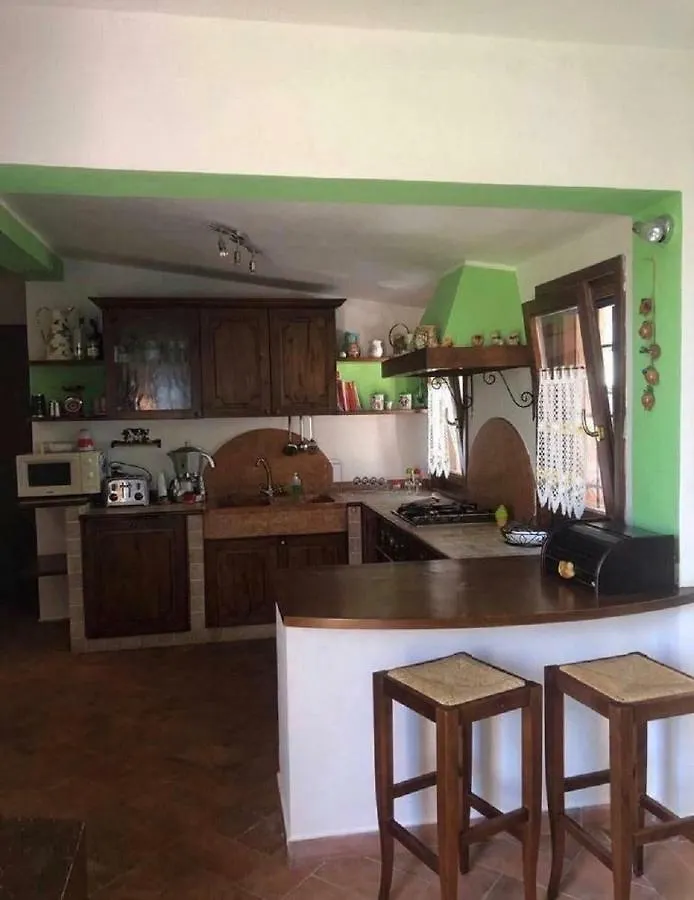 Apartment Appartamento In Bifamiliare Tizzano Val Parma Italy